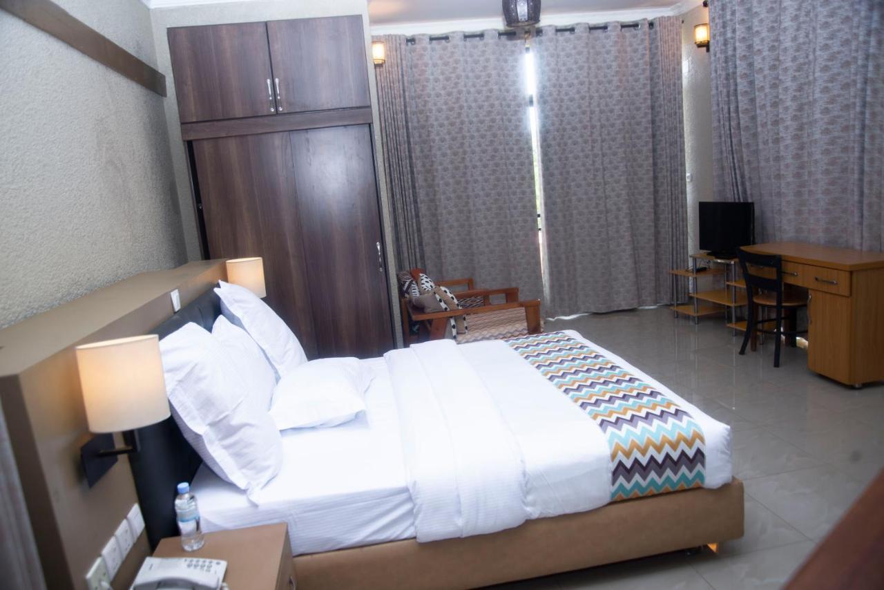 Quality Inn Hotel Kigali Exterior photo